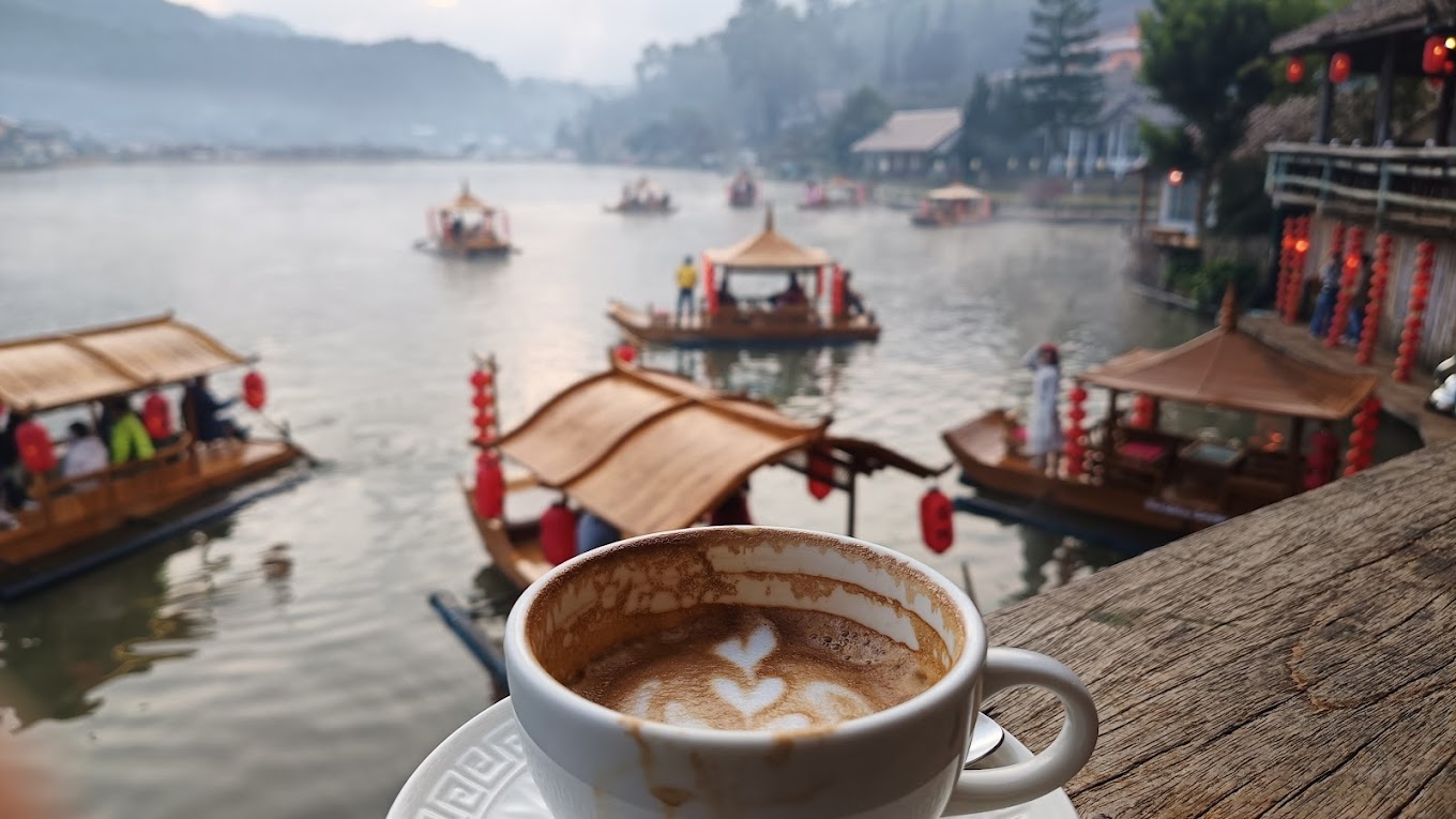 早上來喝咖啡，可欣賞到不同的景色。