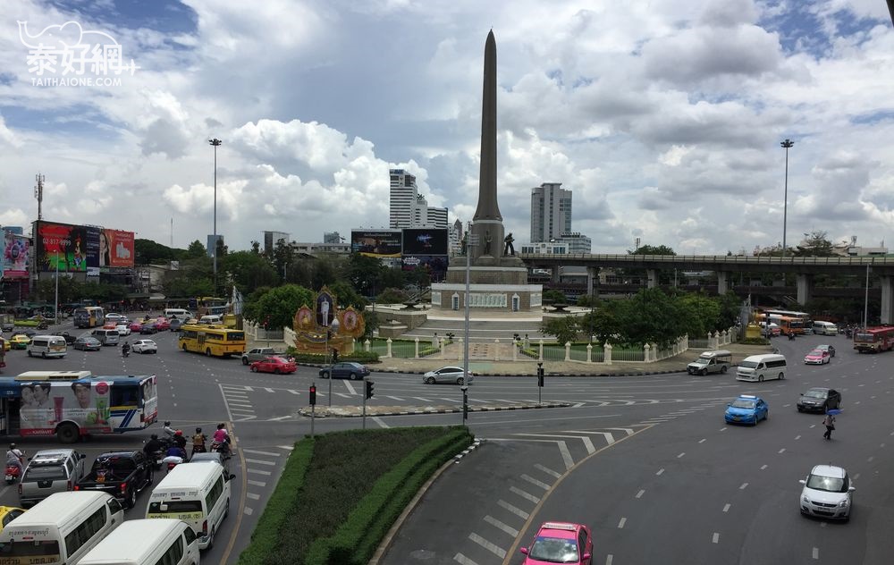 曼谷交通樞紐—勝利紀念碑。