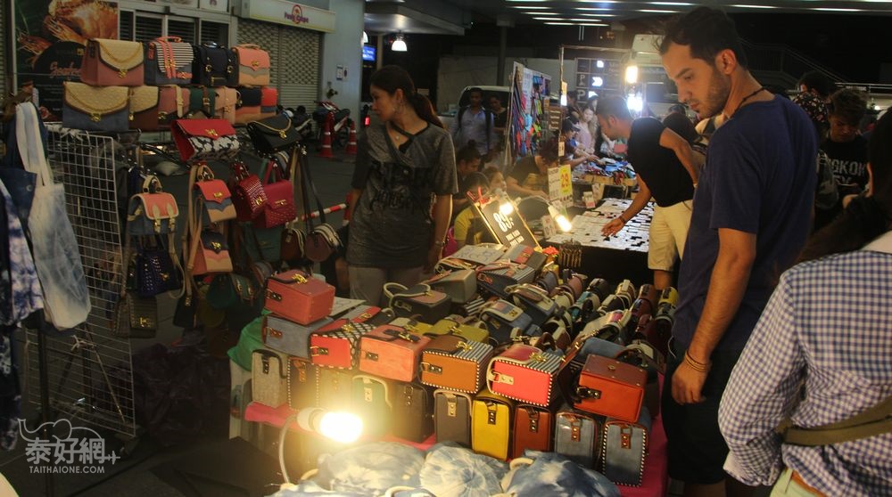 曼谷專賣DIY飾品的水門夜市 - 曼谷 - 泰好網