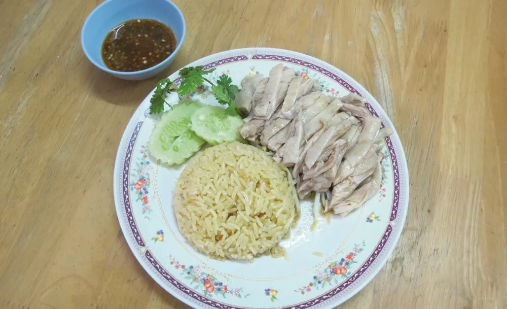 令人吃不膩的文堂吉新加坡雞肉飯。