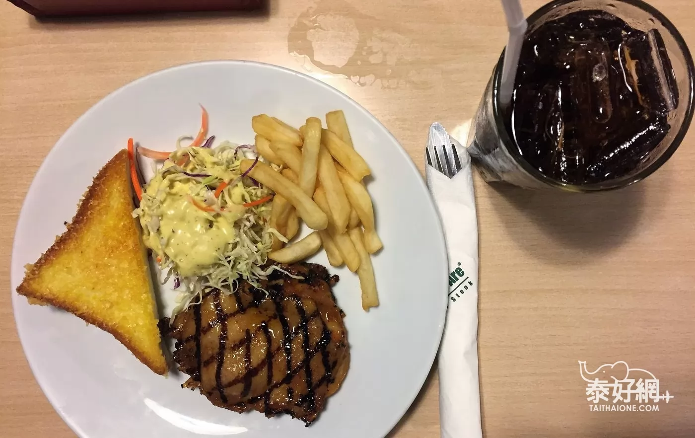 Hot Chili Chicken+可樂。