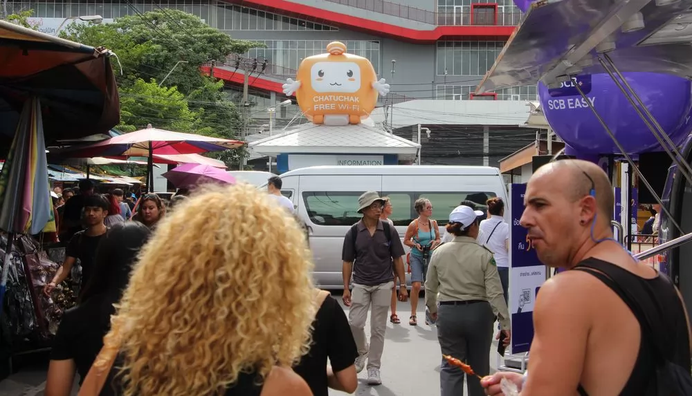 市場裡有資訊中心。