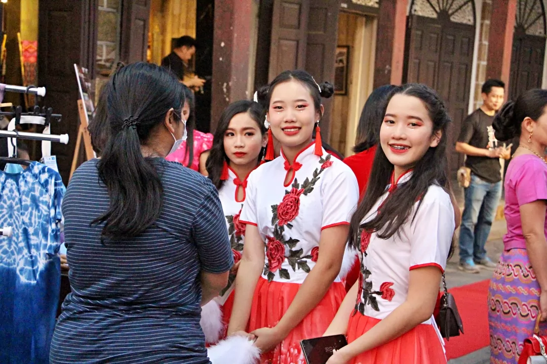 南邦出美女,常獲泰國選美冠軍。