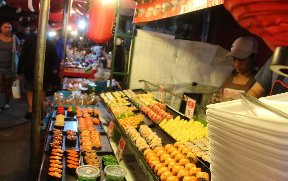 日本壽司也可以吃得到。