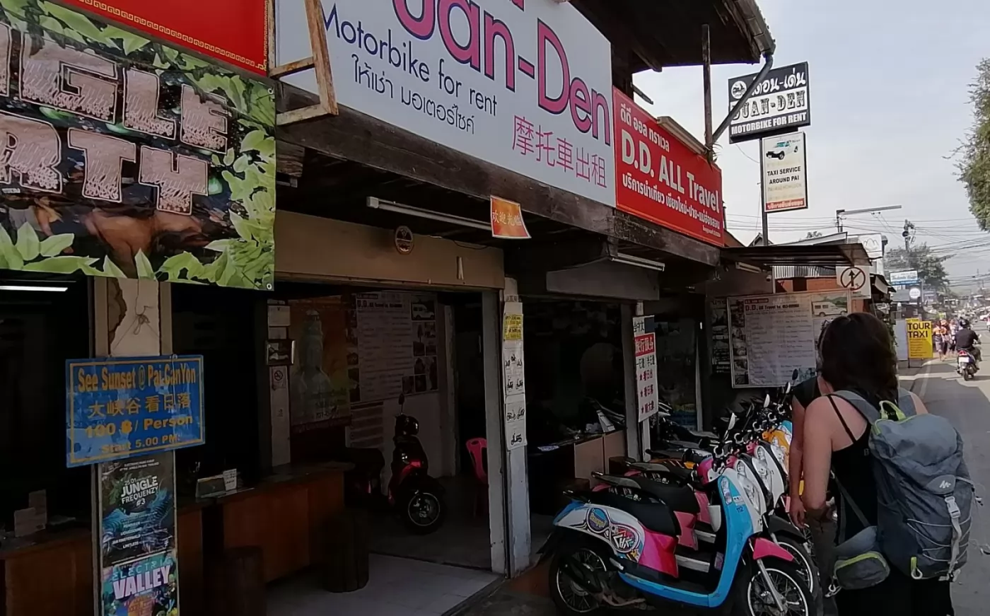 Scooter rental shop in Pai