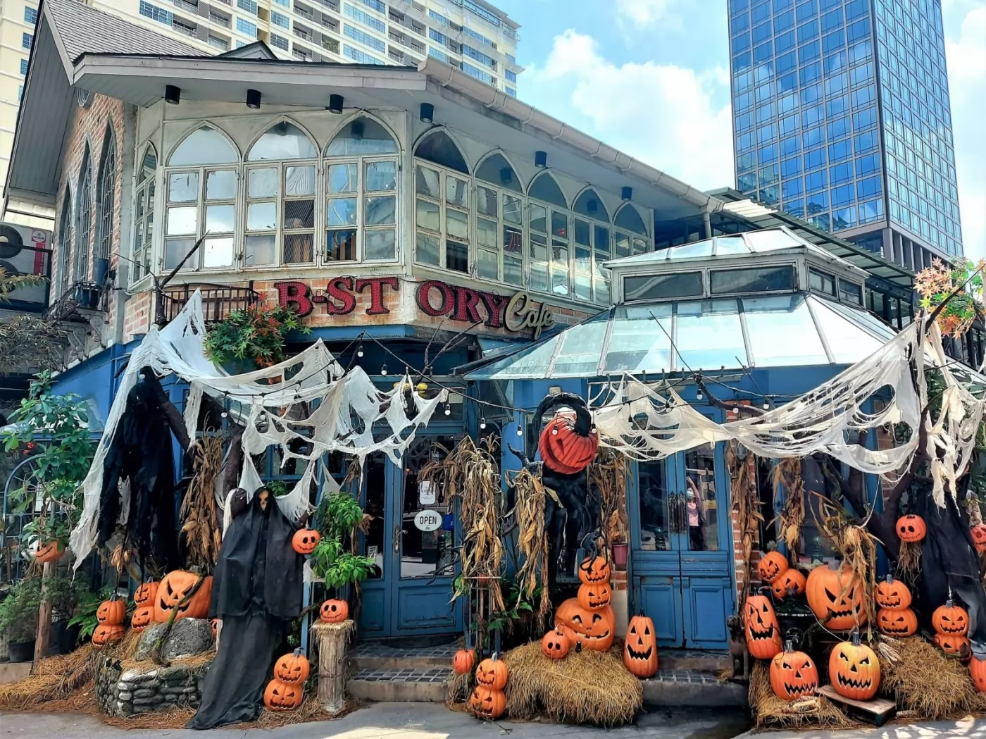 New decor for October 2023.