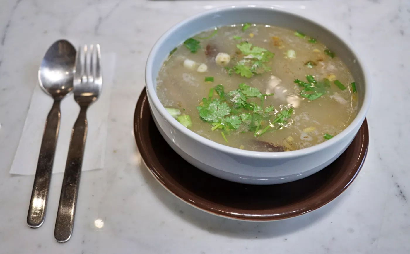 豬肉粥，88銖。